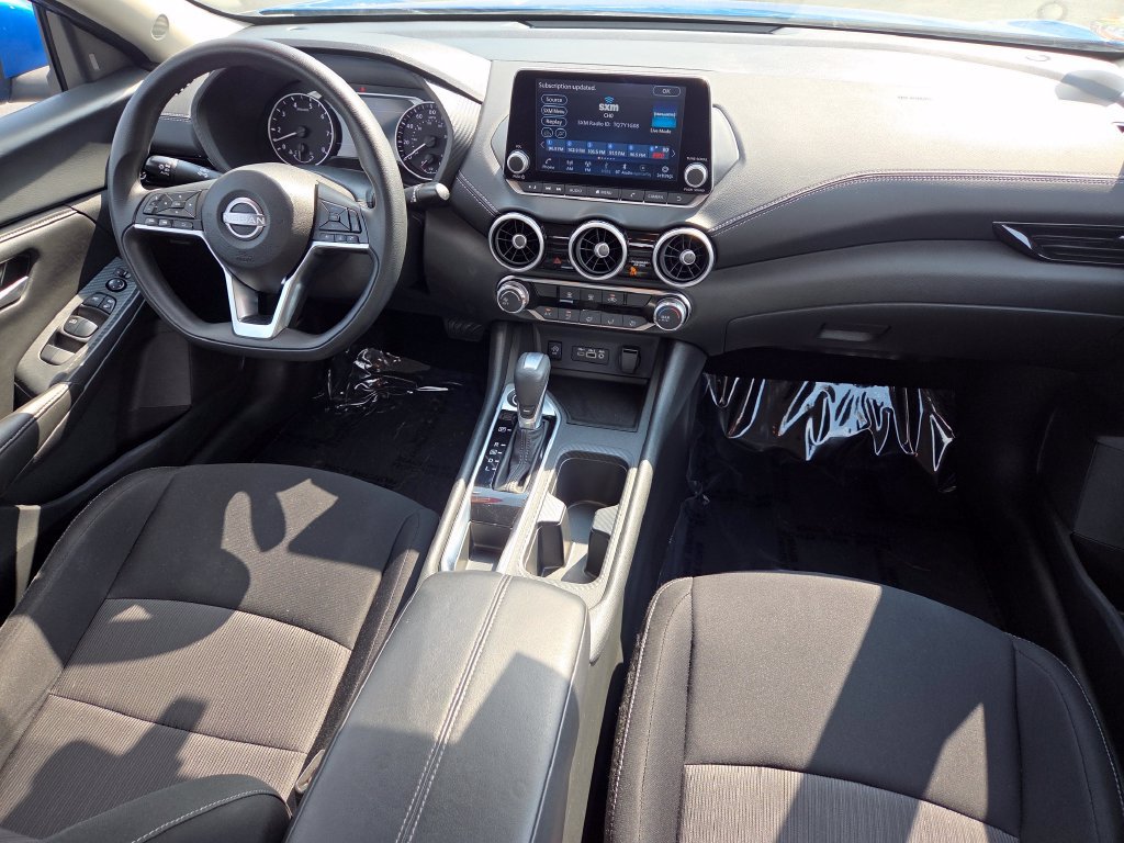 Certified 2025 Nissan Sentra SV FWD image 28