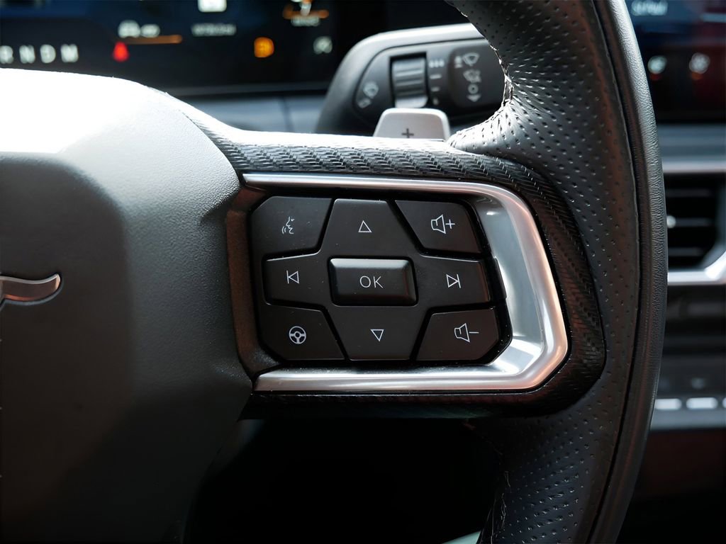 Used 2025 Ford Mustang GT Premium RWD image 18