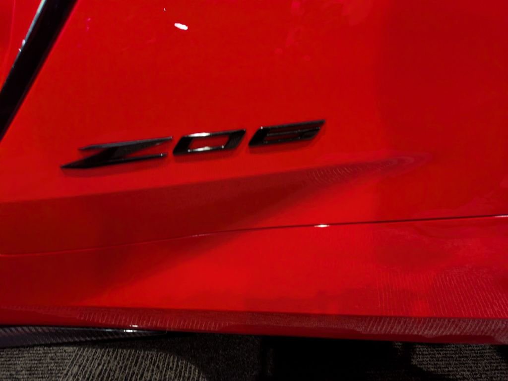 Used 2025 Chevrolet Corvette Z06 w/ Z07 Performance Package image 25