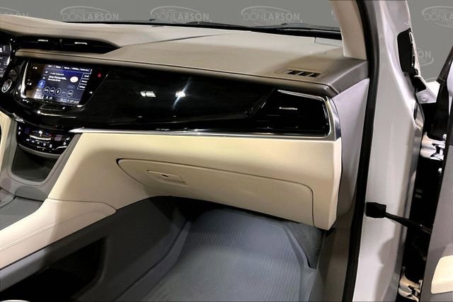 Used 2024 Cadillac XT6 Premium Luxury w/ LPO, Floor Liner Package AWD/4WD image 33