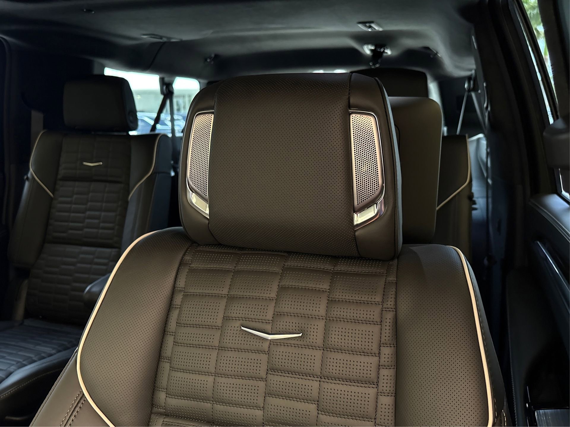 New 2026 Cadillac Escalade ESV Platinum Sport image 32