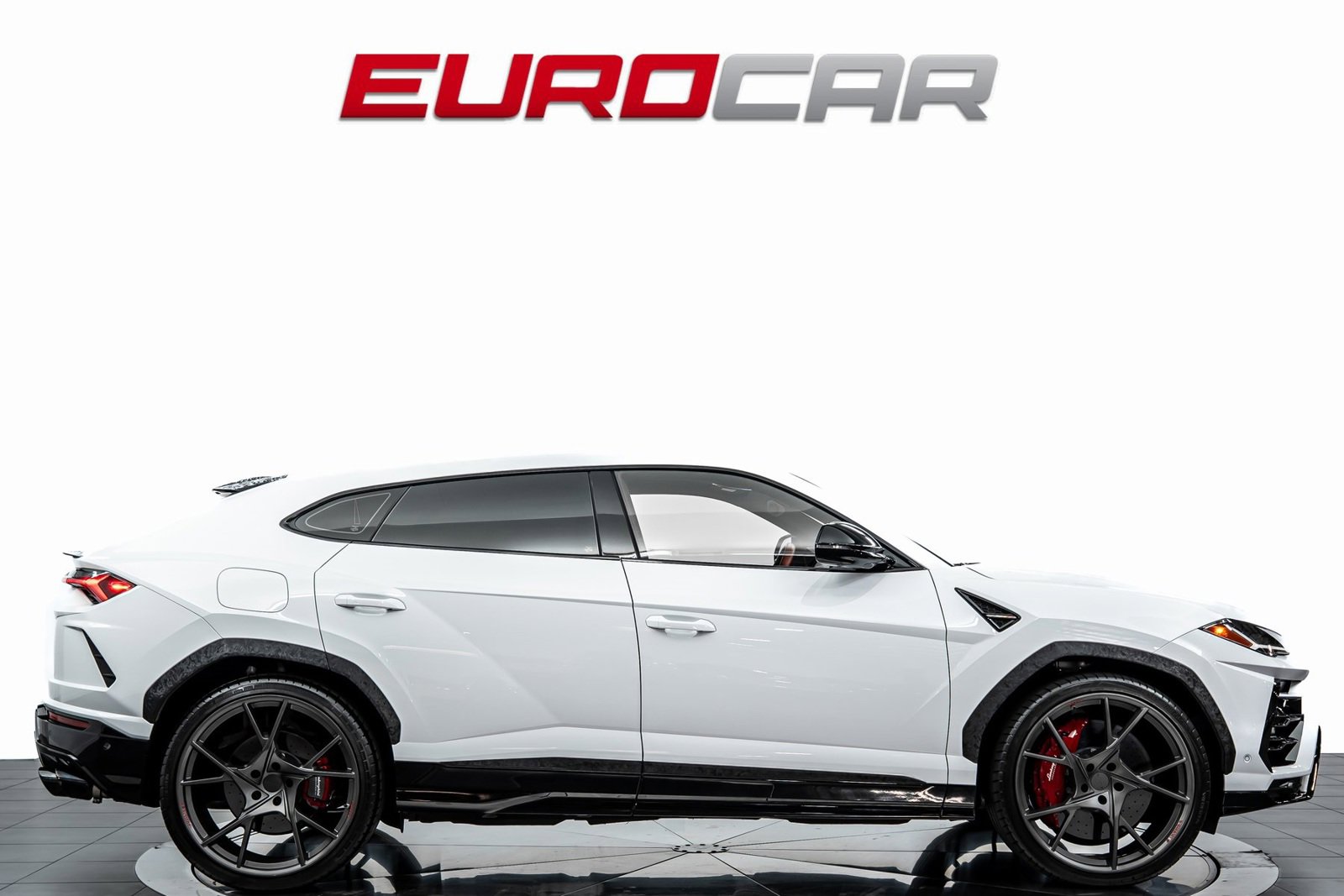 Used 2022 Lamborghini Urus image 6