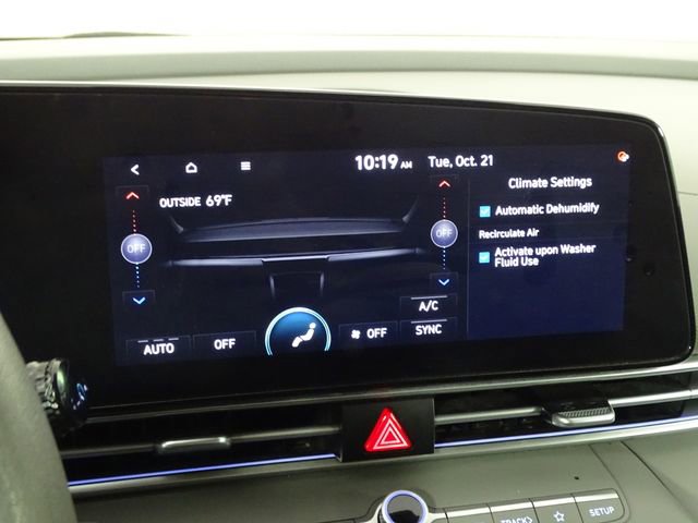 Used 2024 Hyundai Elantra SEL FWD image 32