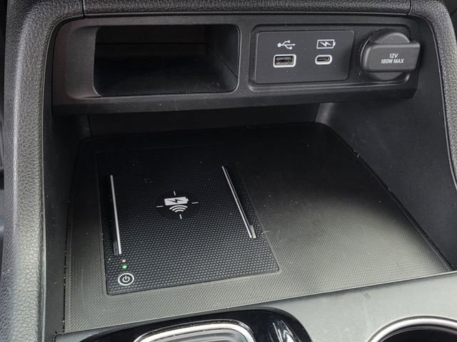 Used 2023 Honda Pilot Touring image 14