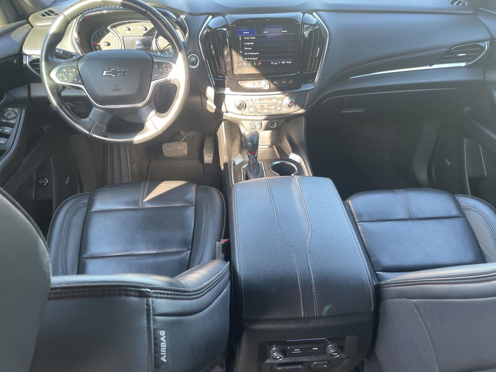 Used 2023 Chevrolet Traverse RS image 26