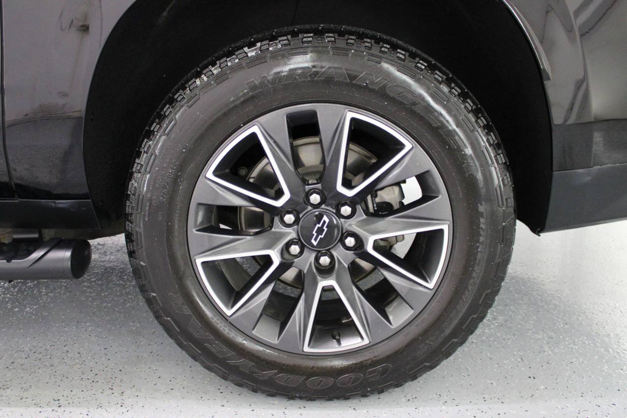 Used 2021 Chevrolet Suburban Z71 w/ Z71 Signature Package AWD/4WD image 84