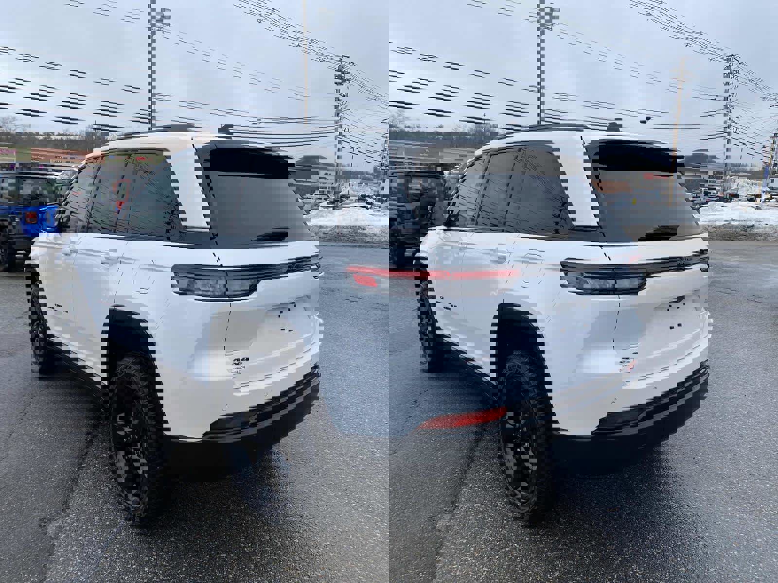 Certified 2023 Jeep Grand Cherokee Altitude image 7