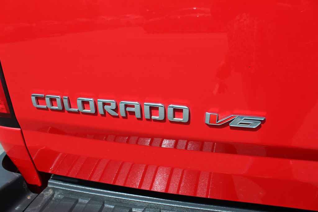 Used 2018 Chevrolet Colorado LT RWD image 7