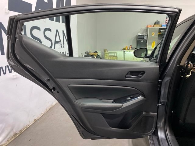 Certified 2023 Nissan Altima 2.5 SV w/ SV Premium Package AWD/4WD image 23