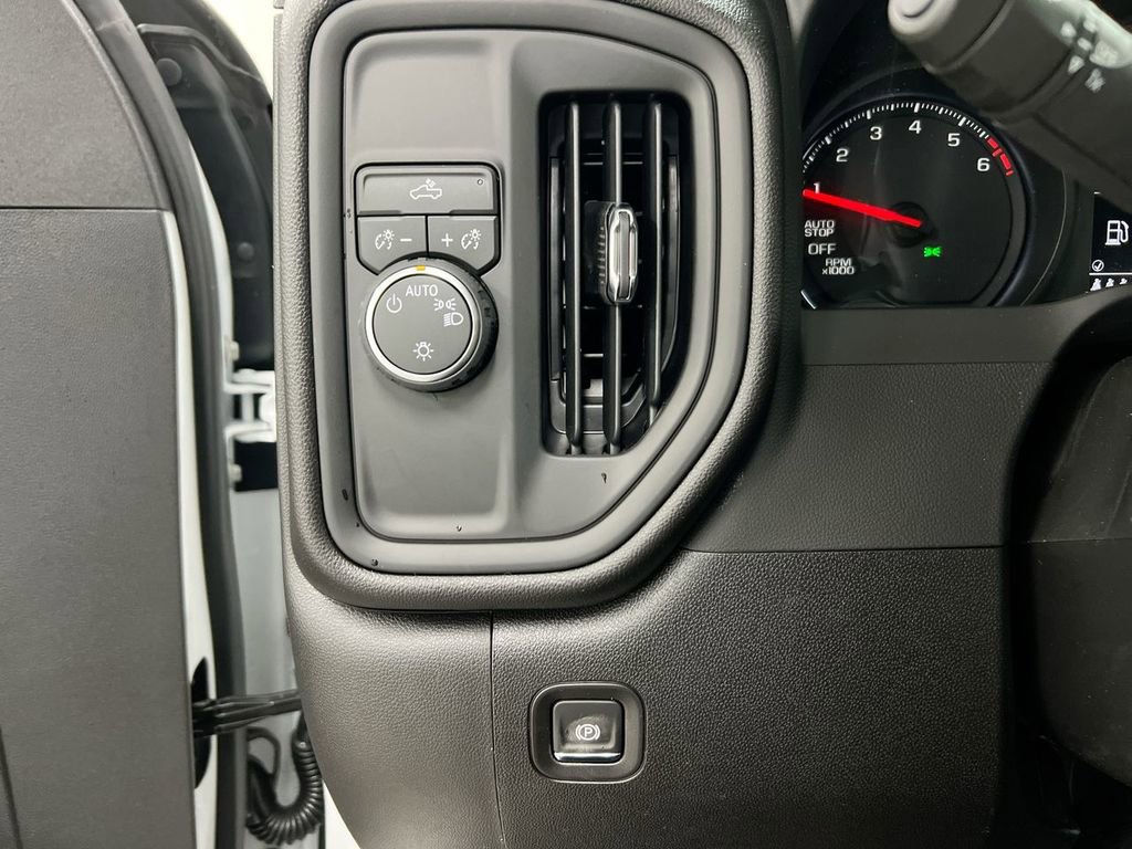 New 2026 Chevrolet Silverado 1500 W/T w/ Trailering Package image 18