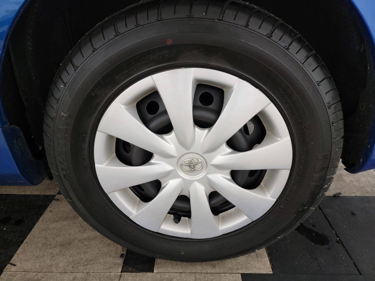Used 2009 Toyota Corolla FWD image 33