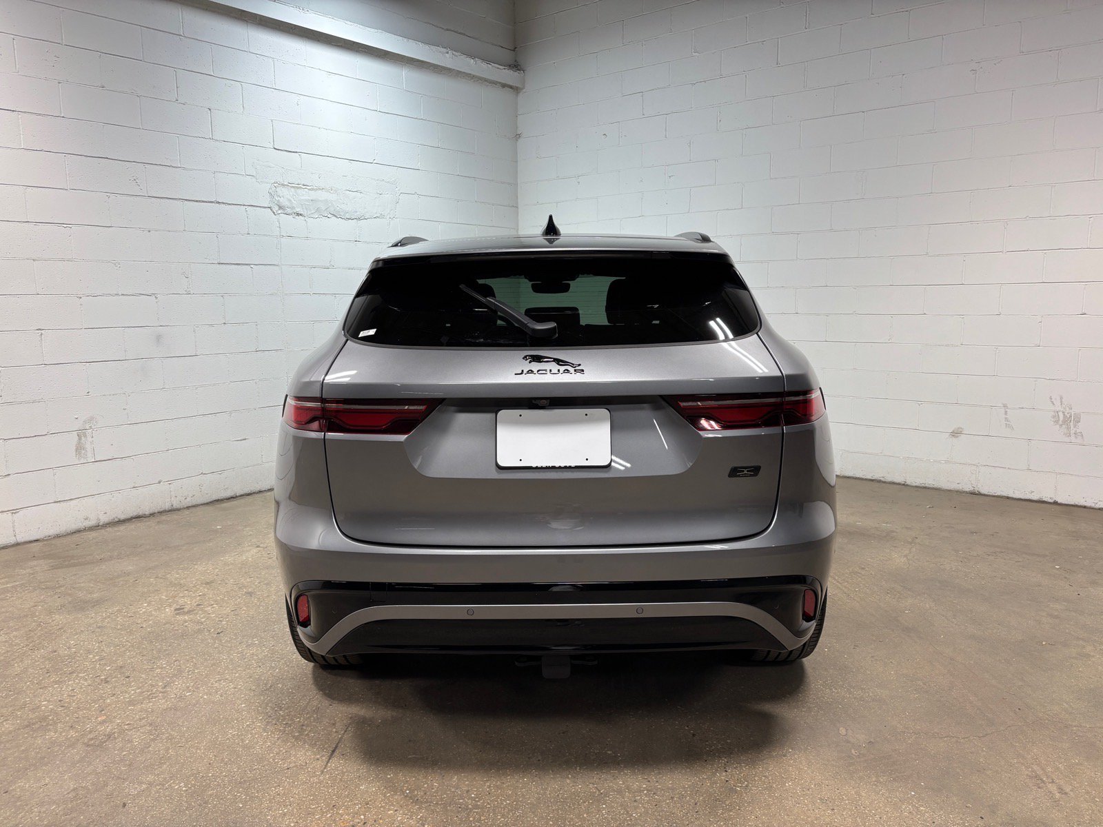 New 2026 Jaguar F-PACE R-Dynamic S AWD/4WD image 8