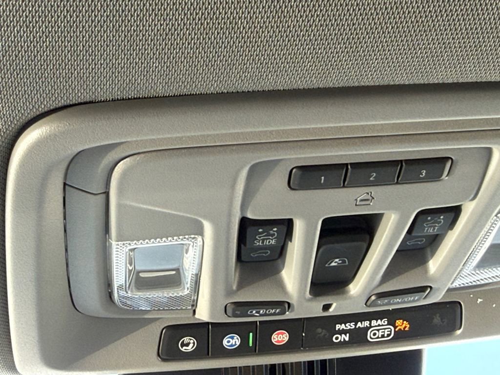 Used 2024 GMC Sierra 1500 Denali w/ Denali Reserve Package AWD/4WD image 19