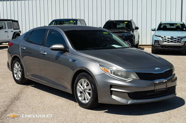 Used 2018 Kia Optima LX FWD image 3