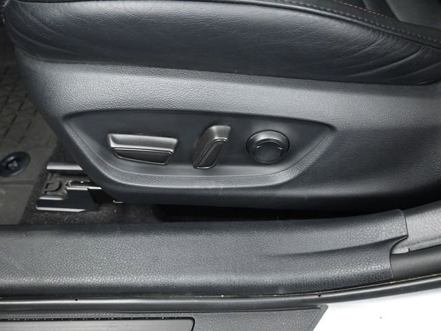 Used 2019 Toyota Avalon XSE FWD image 23