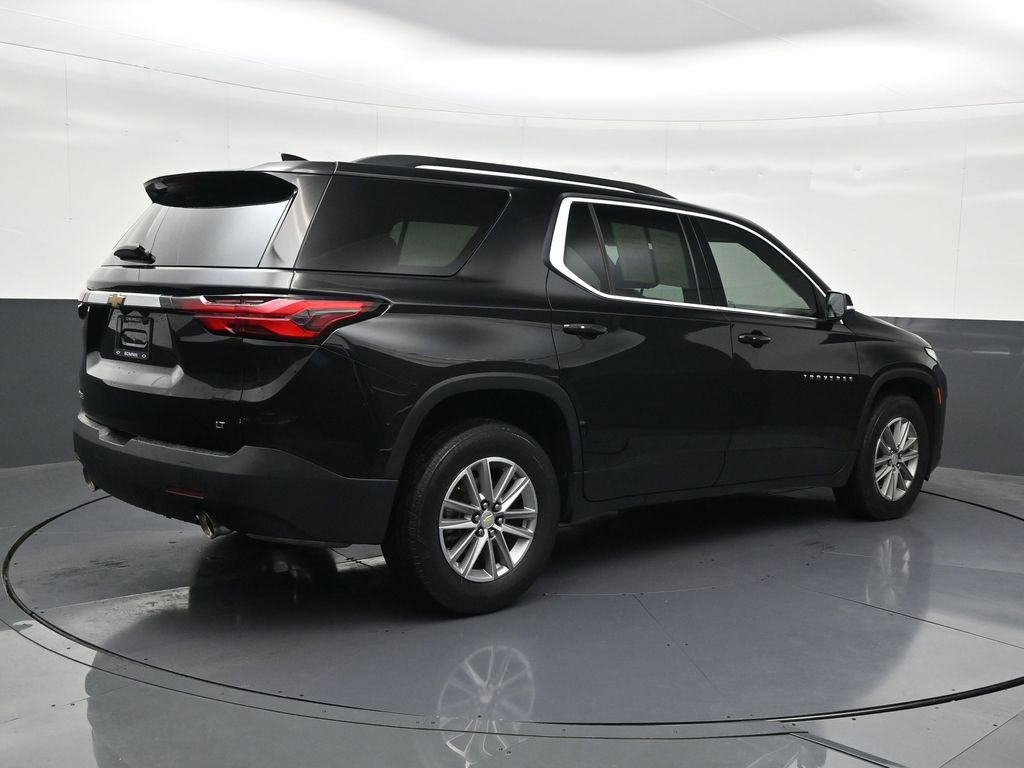 Used 2023 Chevrolet Traverse LT image 5