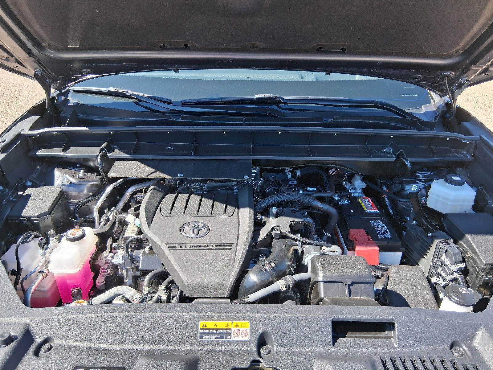 Certified 2024 Toyota Highlander Platinum AWD/4WD image 45