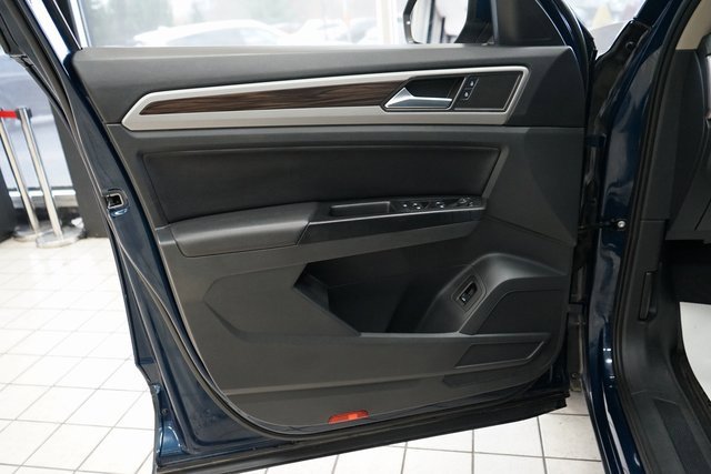 Used 2021 Volkswagen Atlas SE image 23