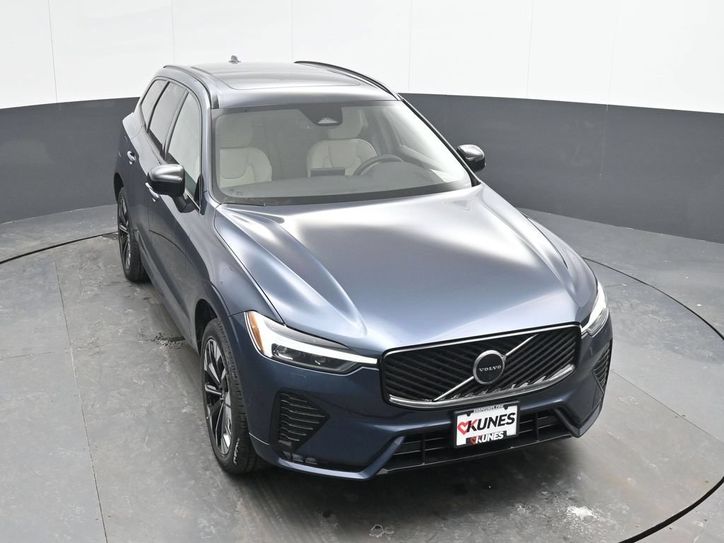 New 2026 Volvo XC60 B5 Plus w/ Climate Package AWD/4WD image 32
