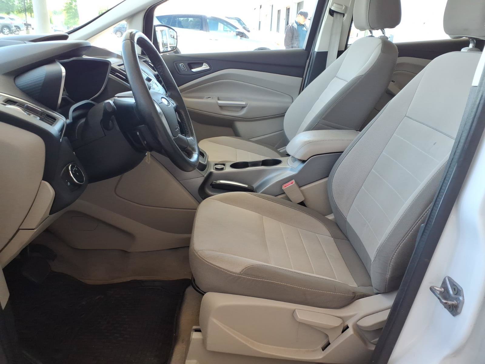 Used 2013 Ford C-MAX SE FWD image 3