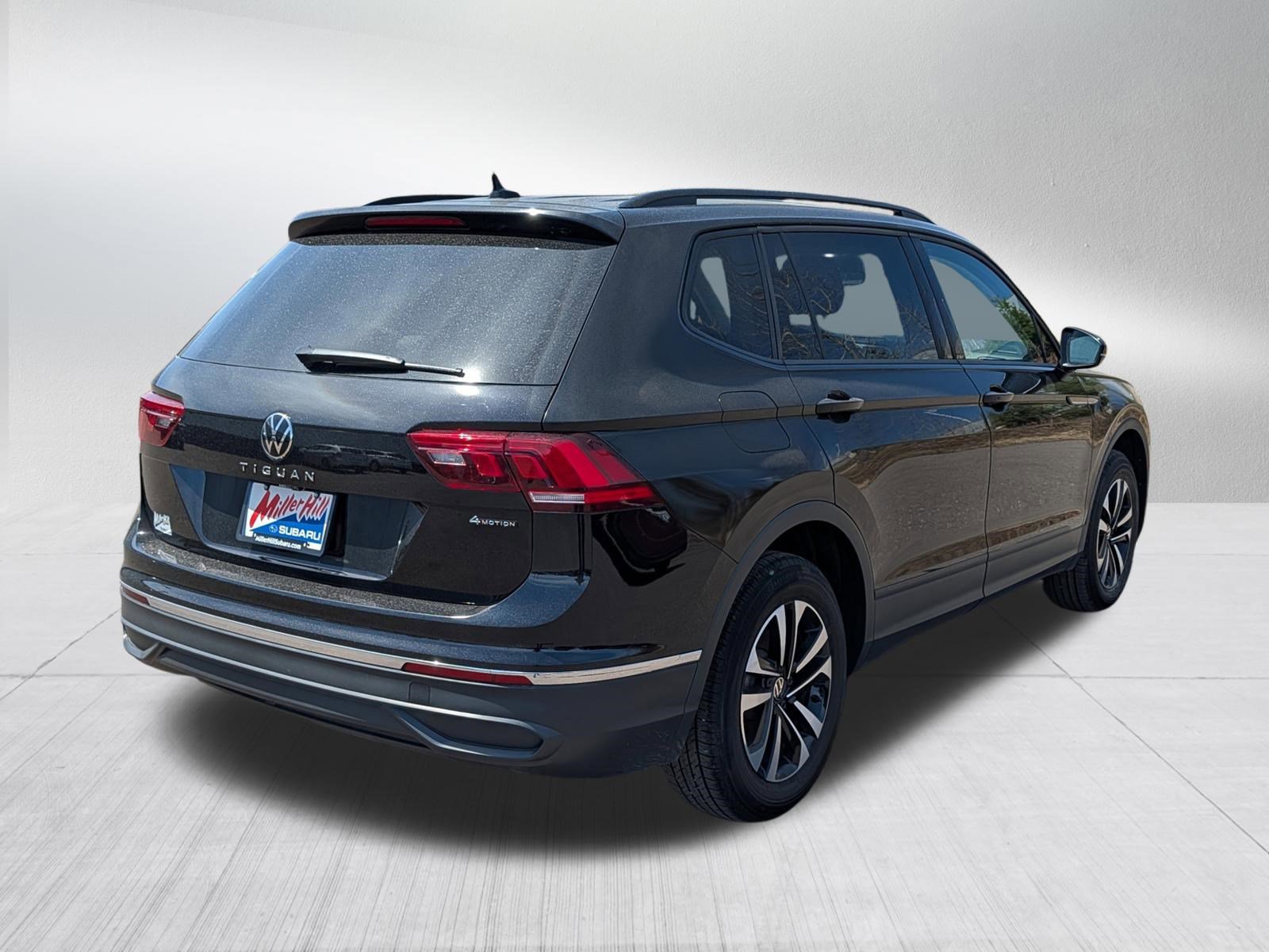Used 2024 Volkswagen Tiguan S AWD/4WD image 7