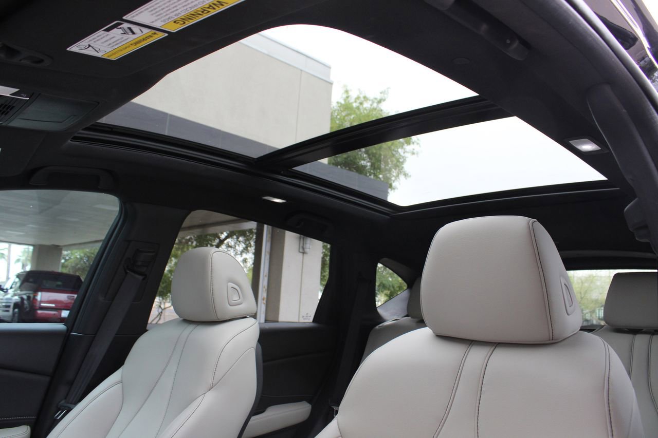 Used 2025 Acura RDX SH-AWD image 25