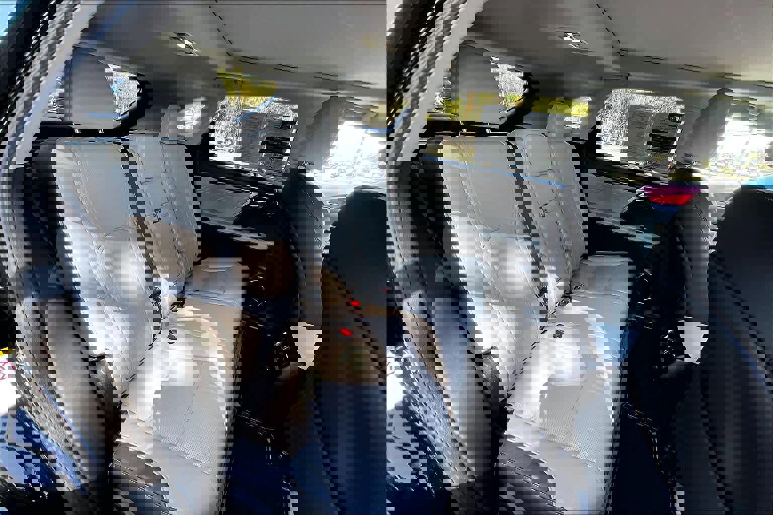 Used 2018 Lexus RX 450h AWD w/ Premium Package image 20