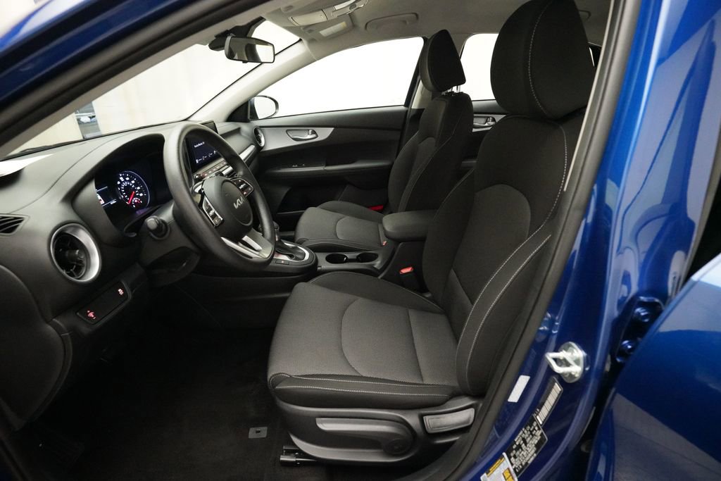 Used 2024 Kia Forte LXS FWD image 7