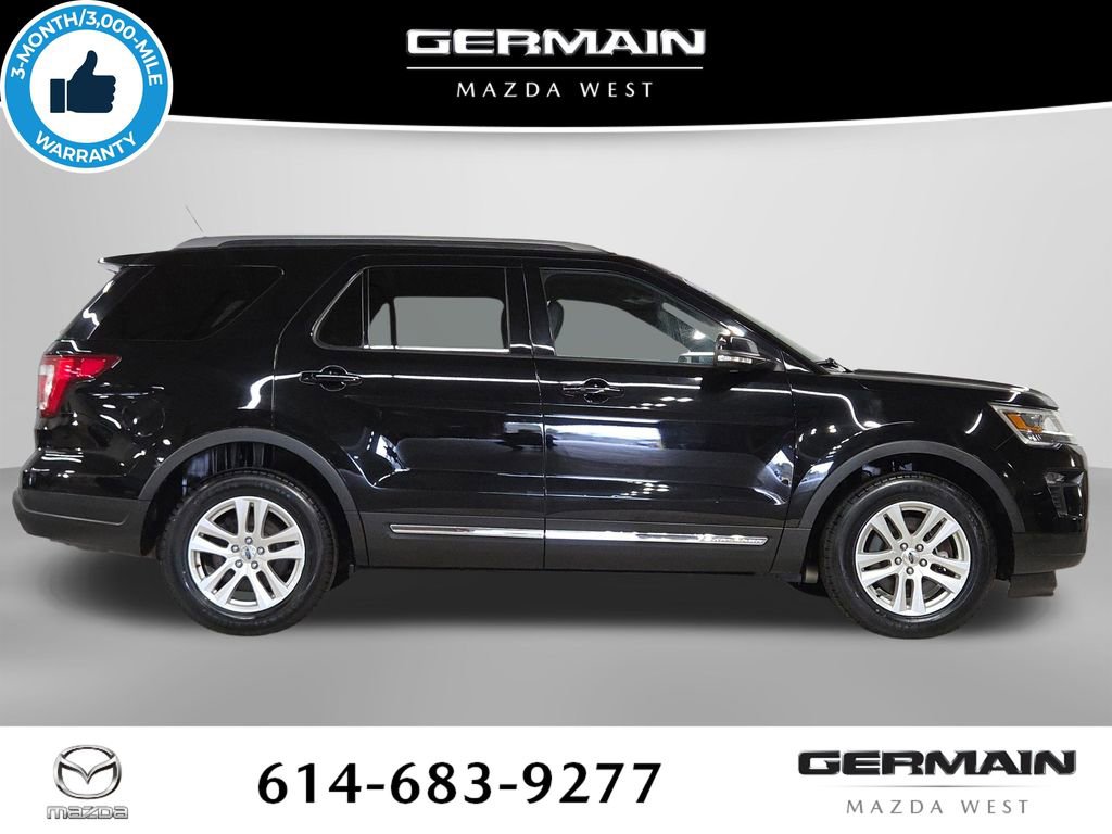 Used 2018 Ford Explorer XLT w/ Equipment Group 202A image 7