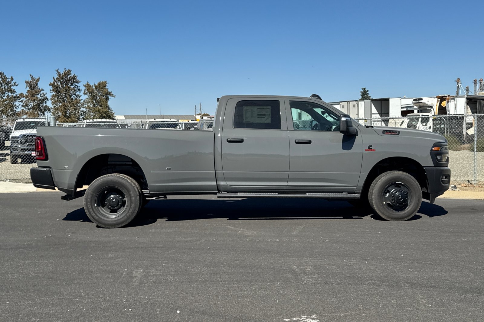 New 2027 RAM 3500 Tradesman AWD/4WD image 2