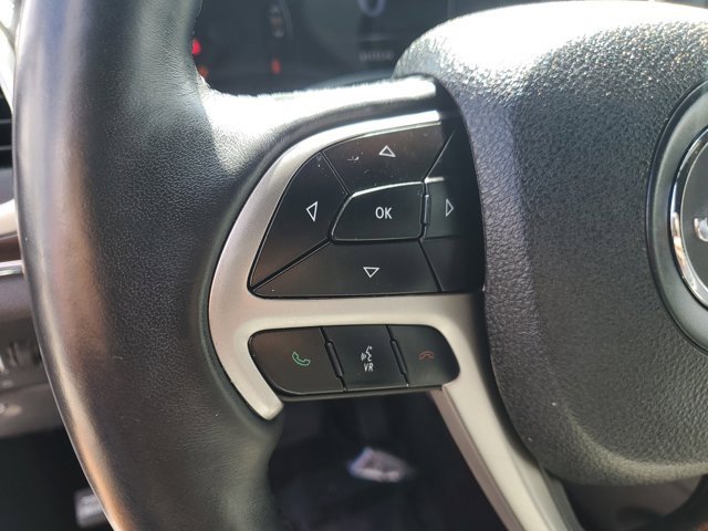 Used 2018 Jeep Grand Cherokee Limited image 27