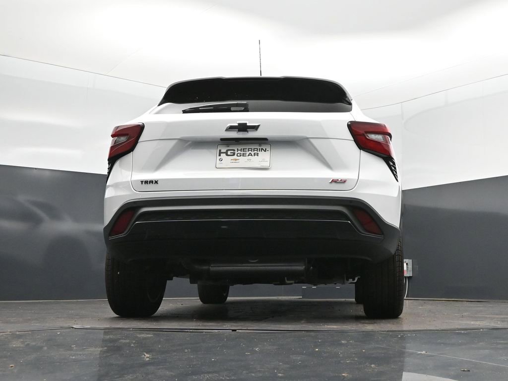 New 2026 Chevrolet Trax RS w/ Sunroof Package FWD image 43