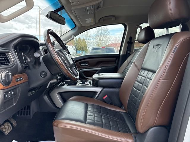 Used 2018 Nissan Titan Platinum Reserve w/ Platinum Utility Package image 25