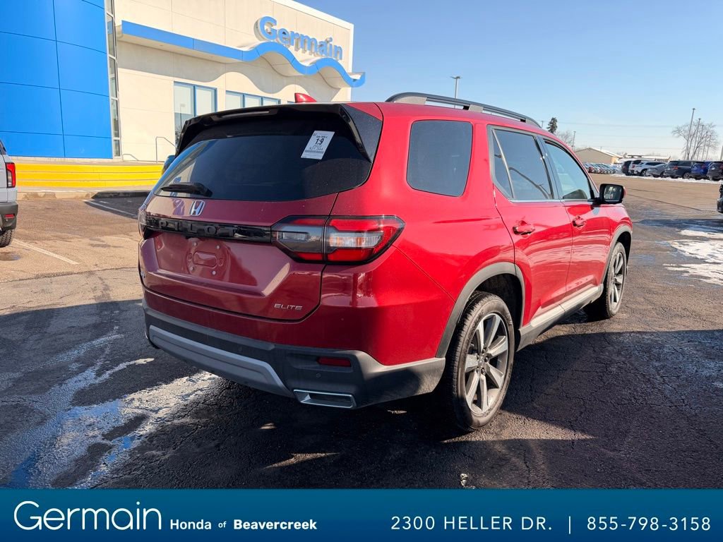 Used 2023 Honda Pilot Elite image 2
