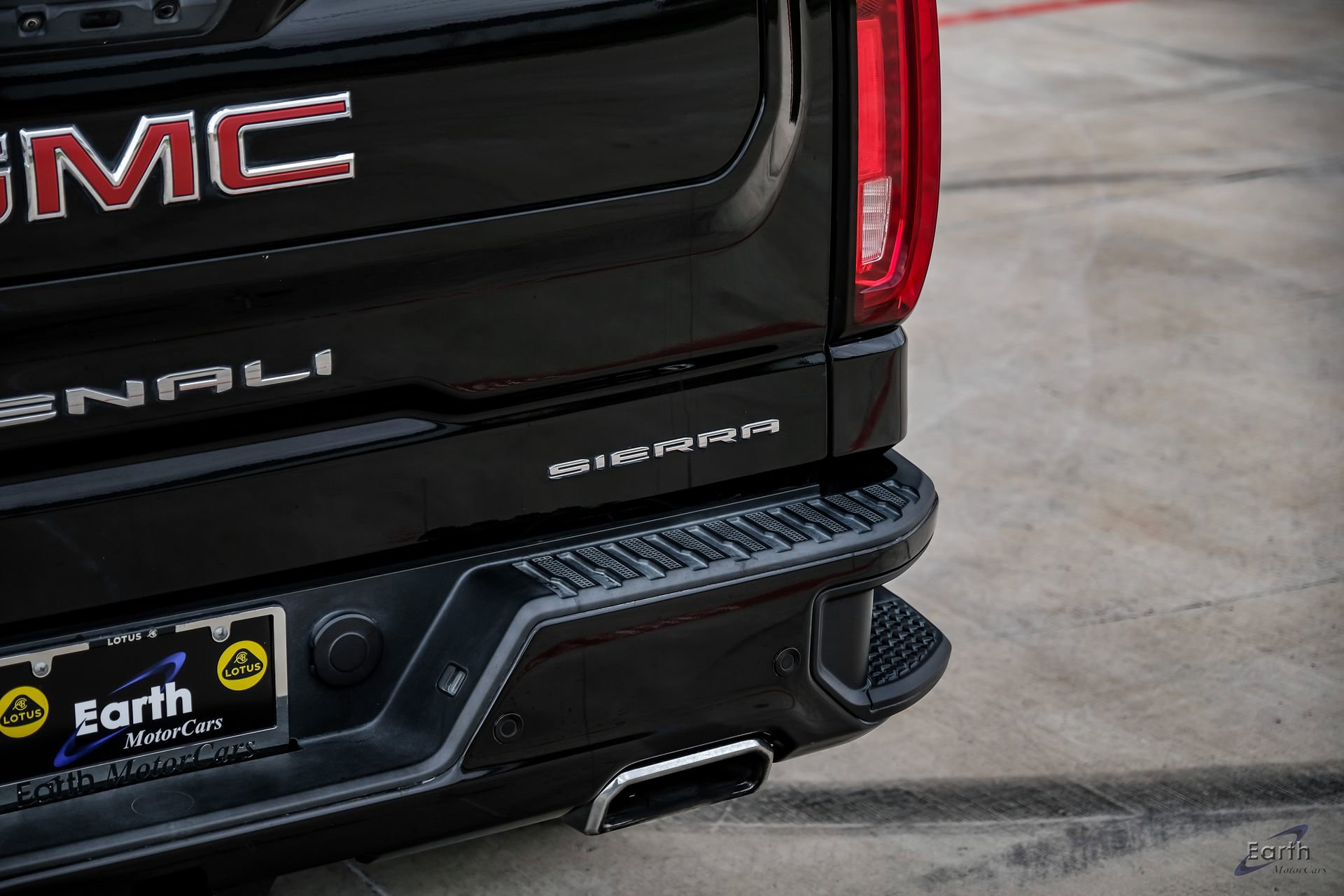 Used 2021 GMC Sierra 1500 Denali w/ Denali Ultimate Package image 16