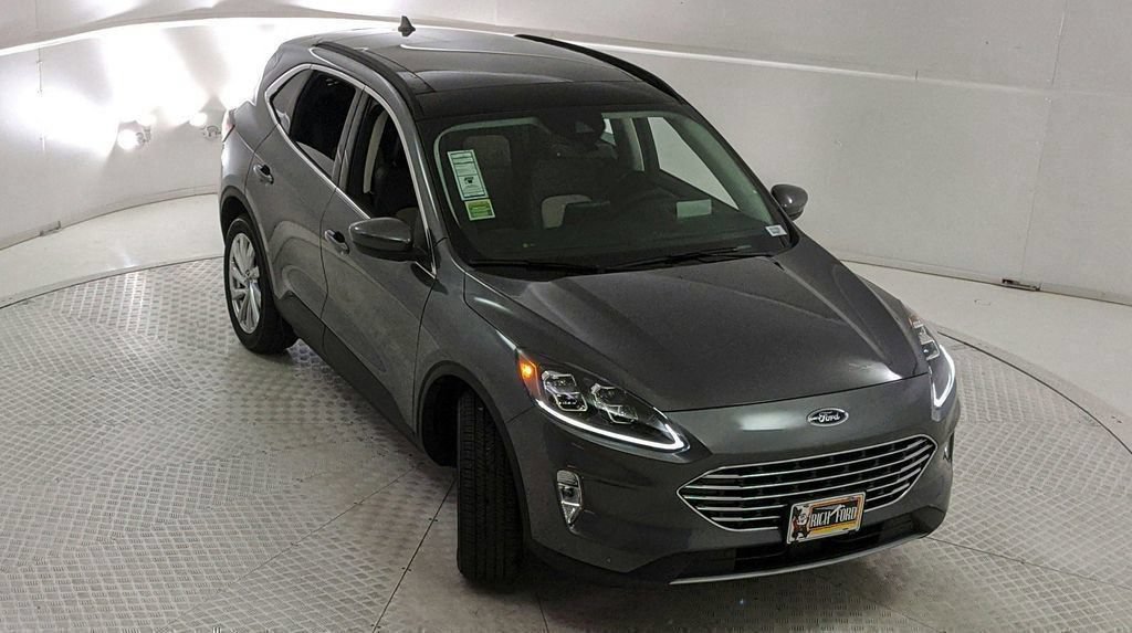 Used 2021 Ford Escape Titanium w/ Titanium Elite Package AWD/4WD image 34