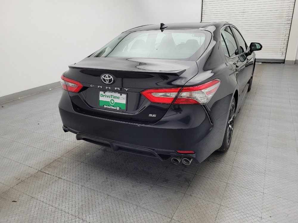 Used 2019 Toyota Camry SE FWD image 7