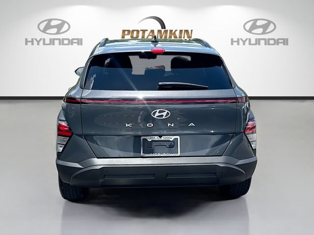 Certified 2024 Hyundai Kona SEL w/ Convenience Package FWD image 6