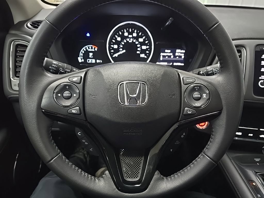 Used 2019 Honda HR-V Touring image 19