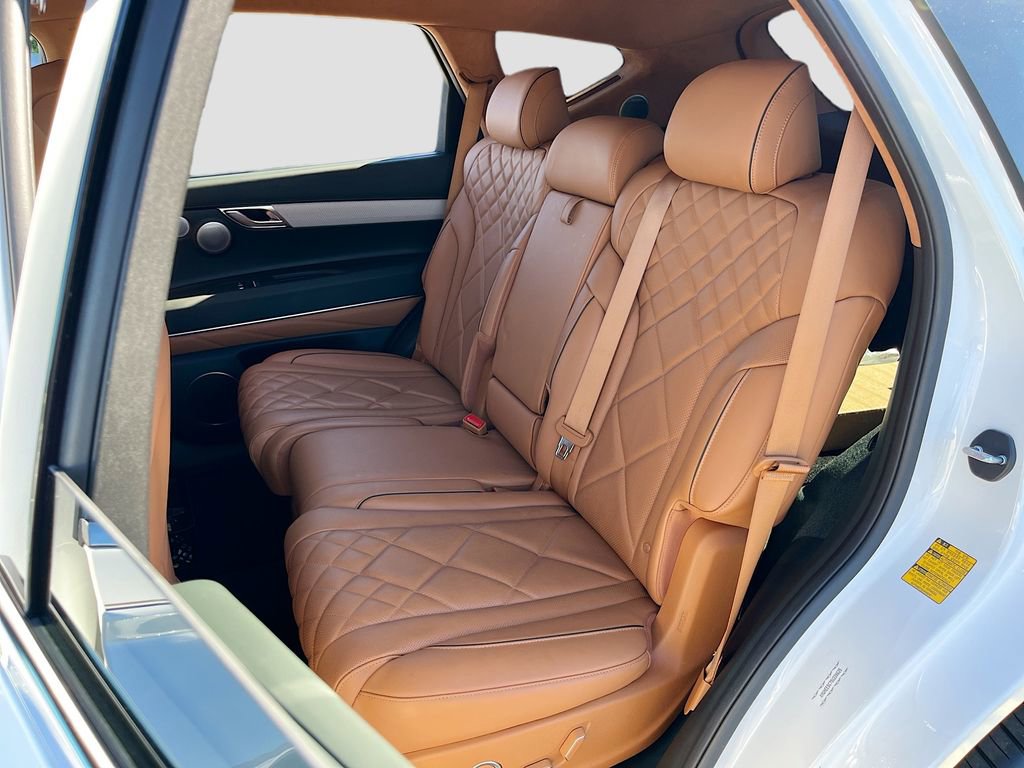 Used 2025 Genesis GV80 3.5T Prestige image 25