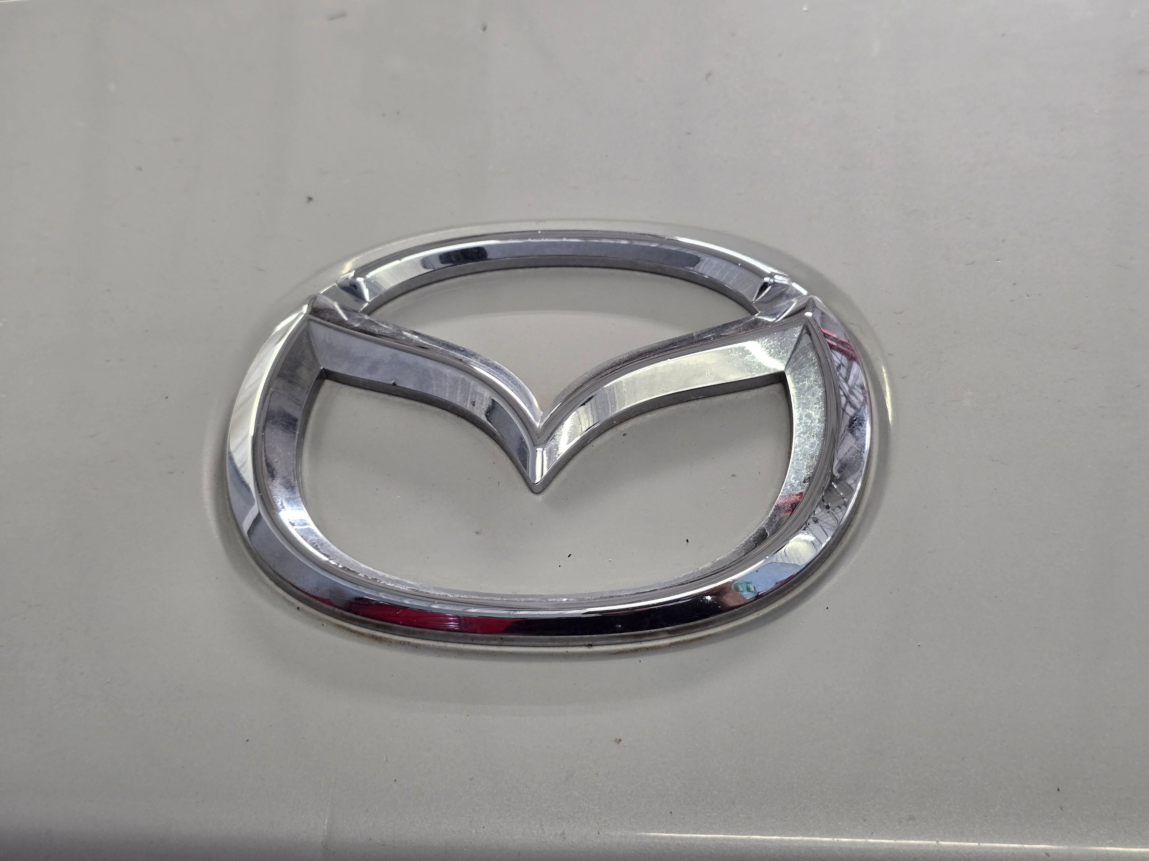 Used 2016 MAZDA MX-5 Miata Club RWD image 32