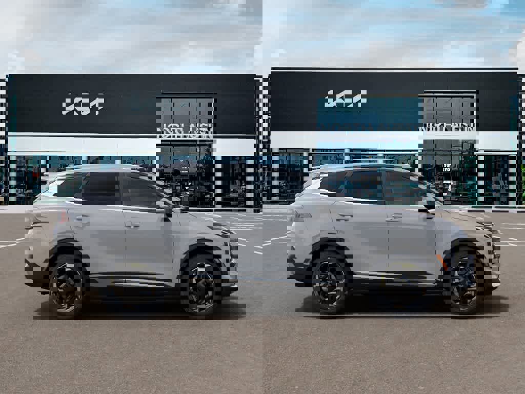 New 2026 Kia Sportage EX image 7