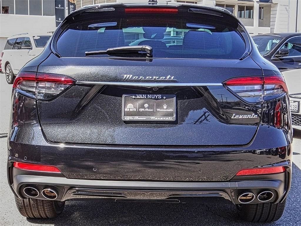 New 2023 Maserati Levante Modena image 27