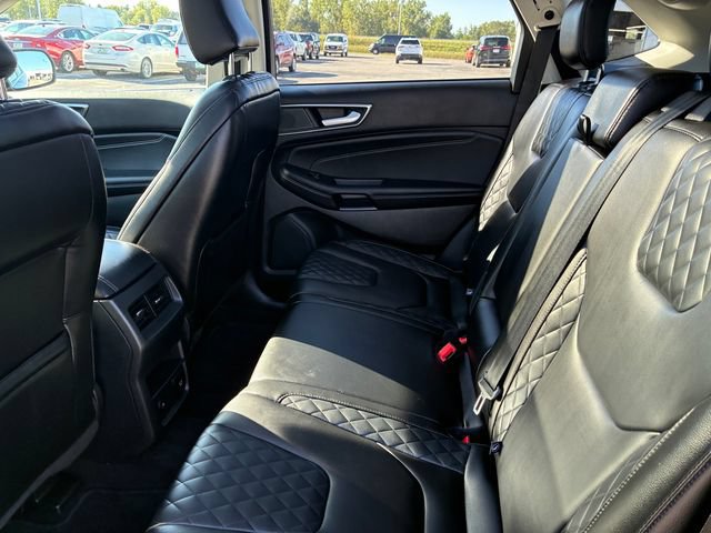 Used 2023 Ford Edge Titanium w/ Class II Trailer Tow Package AWD/4WD image 15
