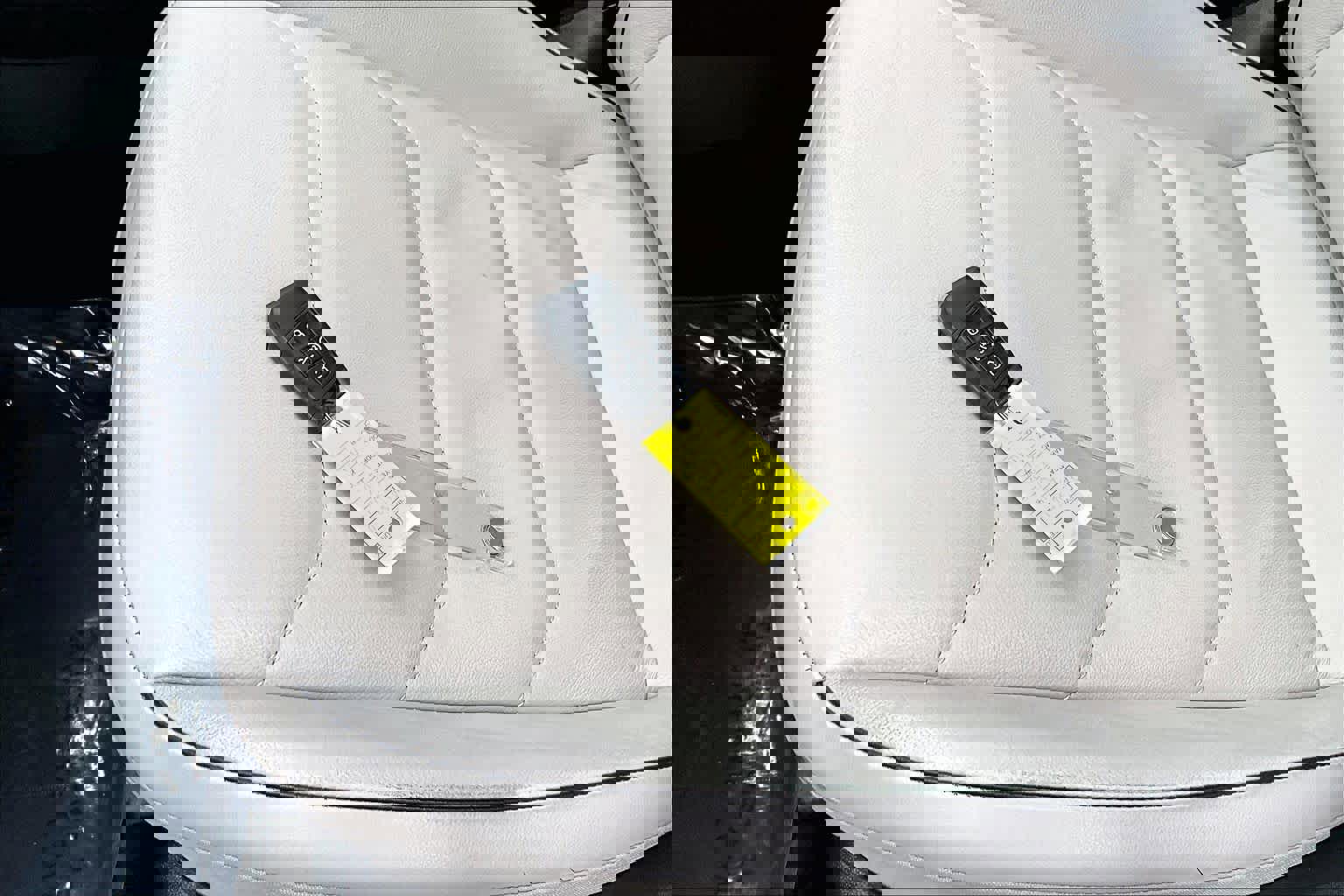 Used 2018 Volkswagen Tiguan SEL Premium image 14