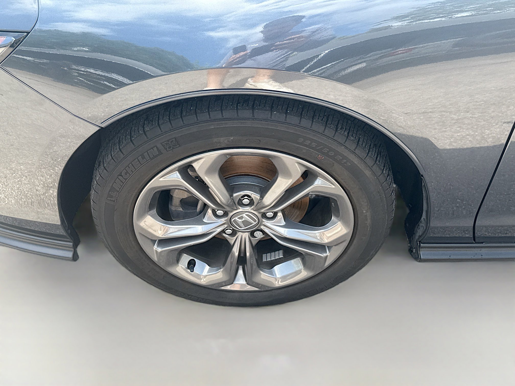 Certified 2023 Honda Accord EX image 35