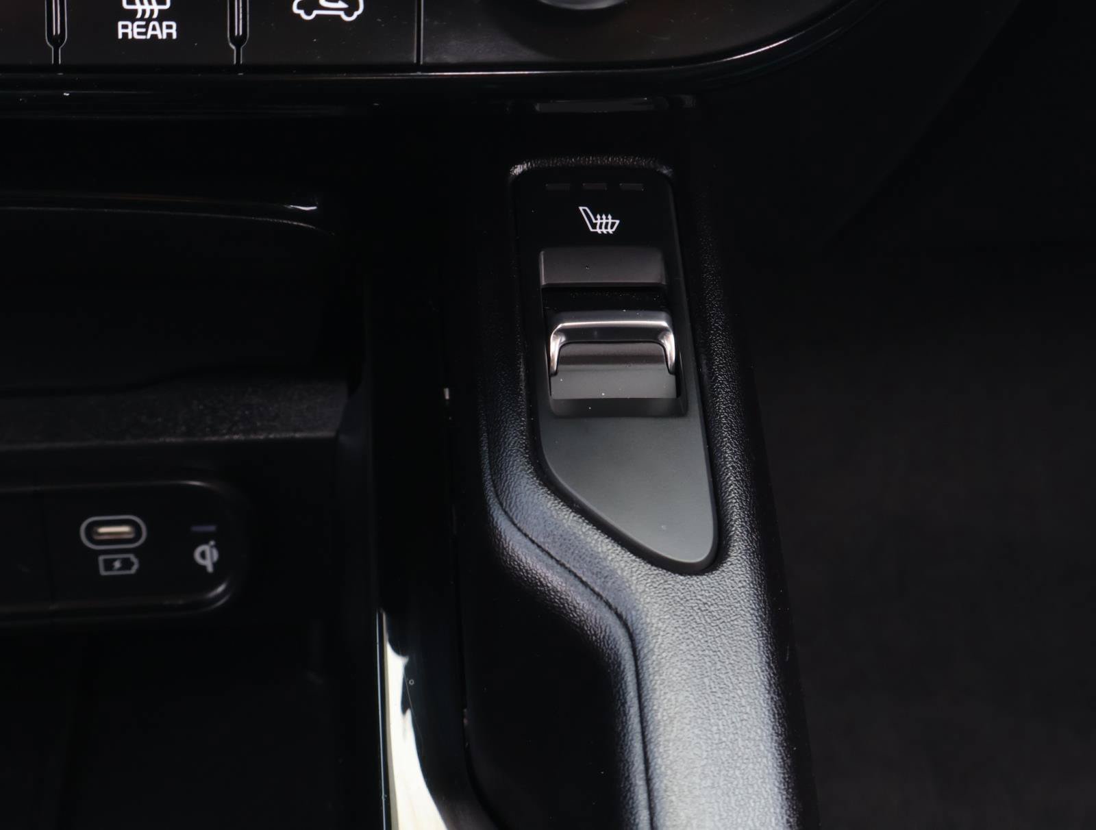 Used 2024 Kia Telluride S w/ S Sunroof Package FWD image 26