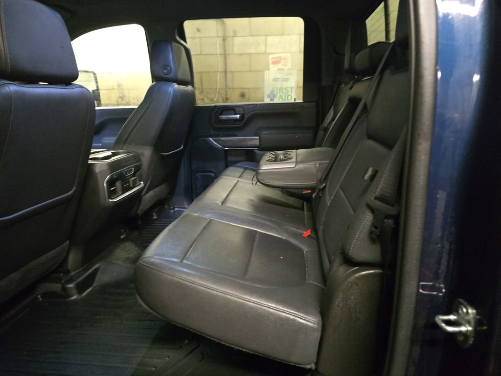 Used 2022 Chevrolet Silverado 2500 LTZ w/ LTZ Premium Package image 33