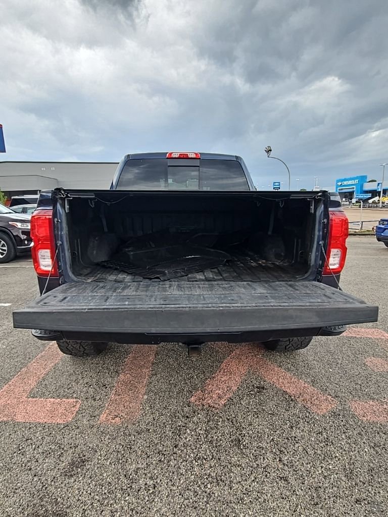 Used 2018 Chevrolet Silverado 1500 LTZ Z71 w/ Centennial Edition AWD/4WD image 22