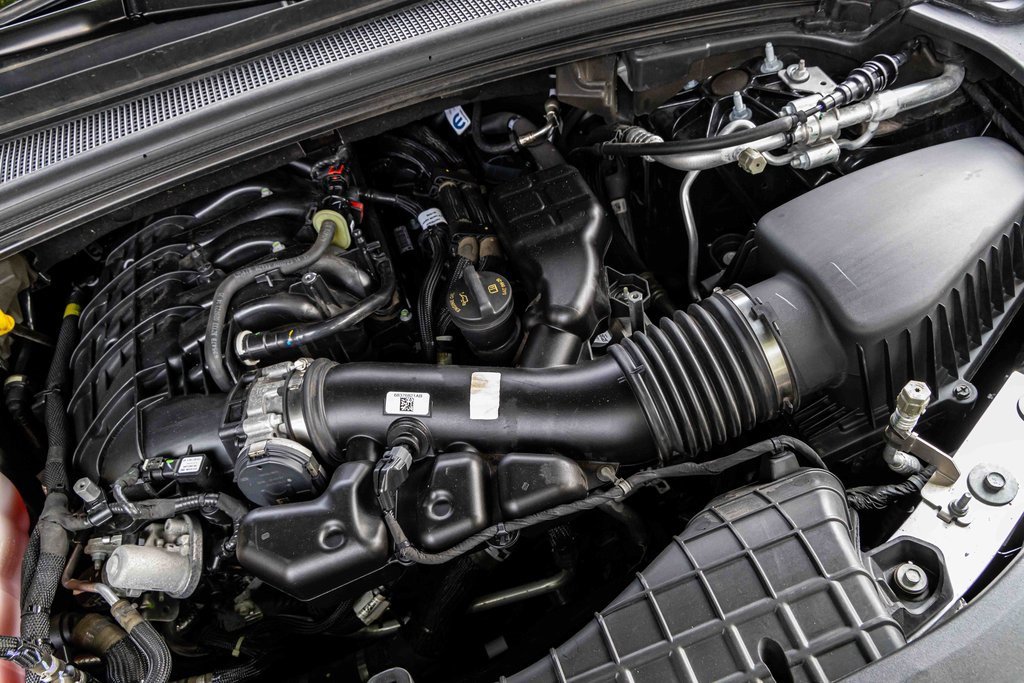 Used 2023 Jeep Grand Cherokee L Laredo image 30